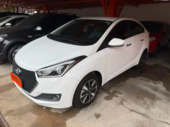 HYUNDAI HB20S 1.6 PREMIUM 16V FLEX 4P AUTOMÁTICO HYUNDAI HB20S 1.6 PREMIUM 16V FLEX 4P AUTOMÁTICO