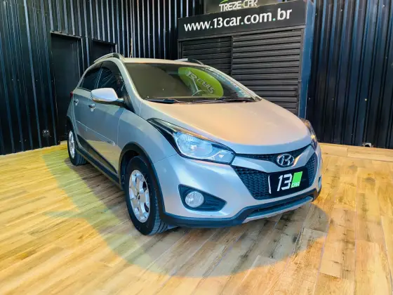 HYUNDAI HB20X 1.6 16V PREMIUM FLEX 4P AUTOMÁTICO HYUNDAI HB20X 1.6 16V PREMIUM FLEX 4P AUTOMÁTICO