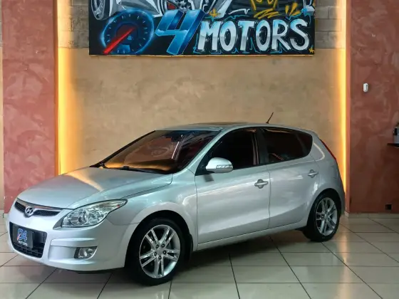HYUNDAI I30 2.0 MPFI GLS 16V GASOLINA 4P AUTOMÁTICO HYUNDAI I30 2.0 MPFI GLS 16V GASOLINA 4P AUTOMÁTICO