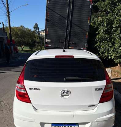 HYUNDAI-I30-2.0 MPFI GLS 16V GASOLINA 4P AUTOMÁTICO HYUNDAI-I30-2012