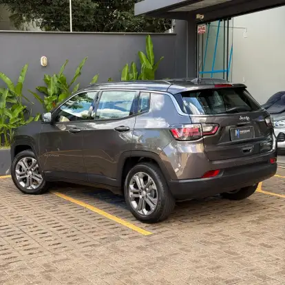 JEEP-COMPASS-2024
