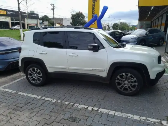 JEEP RENEGADE 1.3 T270 TURBO FLEX LONGITUDE AT6 JEEP RENEGADE 1.3 T270 TURBO FLEX LONGITUDE AT6