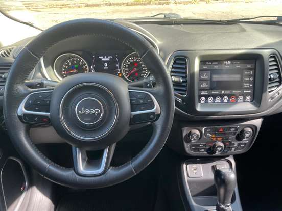 JEEP-COMPASS-2.0 16V FLEX LONGITUDE AUTOMÁTICO JEEP-COMPASS-2018