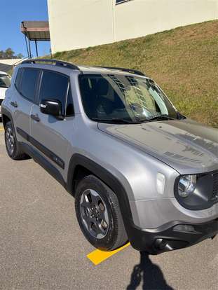 JEEP-RENEGADE-2019