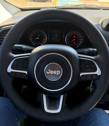 JEEP-RENEGADE-2019