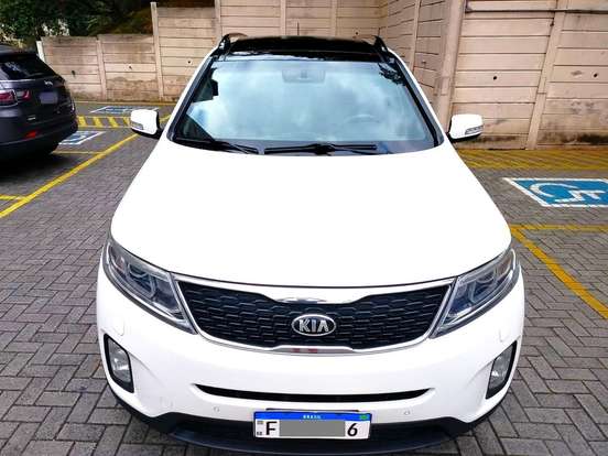 KIA-SORENTO-3.5 V6 GASOLINA EX 7L 4WD AUTOMÁTICO KIA-SORENTO-2015