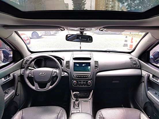 KIA-SORENTO-3.5 V6 GASOLINA EX 7L 4WD AUTOMÁTICO KIA-SORENTO-2015