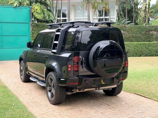 LAND ROVER-DEFENDER-2024
