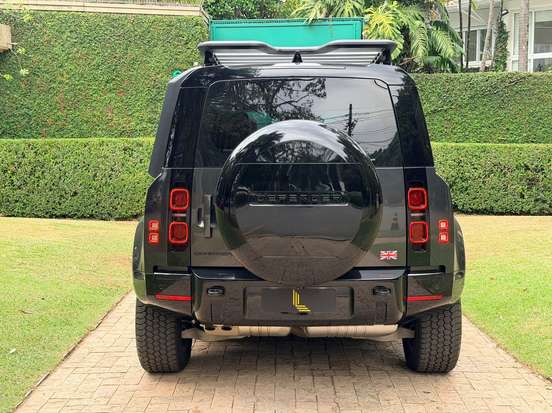 LAND ROVER-DEFENDER-2024