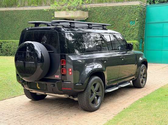LAND ROVER-DEFENDER-2024