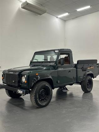 LAND ROVER DEFENDER 2.5 HCPU 110 4X4 TURBO DIESEL 2P MANUAL
