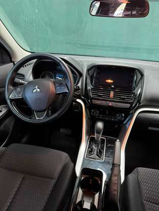 MITSUBISHI-ECLIPSE CROSS-2024