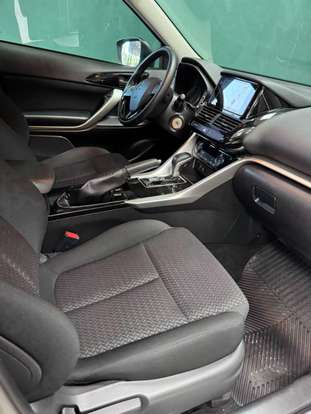 MITSUBISHI-ECLIPSE CROSS-2024