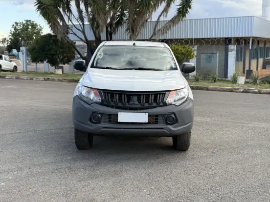 MITSUBISHI-L200 TRITON-2.4 16V TURBO DIESEL GL CD 4X4 MANUAL MITSUBISHI-L200 TRITON-2021