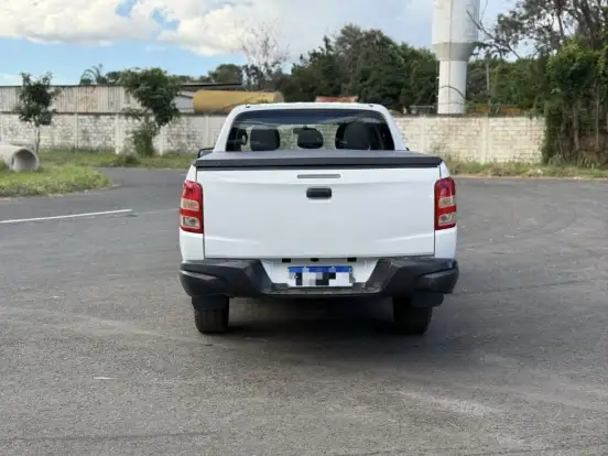 MITSUBISHI-L200 TRITON-2.4 16V TURBO DIESEL GL CD 4X4 MANUAL MITSUBISHI-L200 TRITON-2021