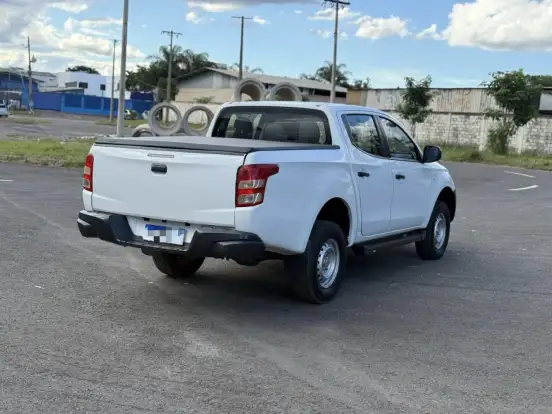 MITSUBISHI-L200 TRITON-2.4 16V TURBO DIESEL GL CD 4X4 MANUAL MITSUBISHI-L200 TRITON-2021