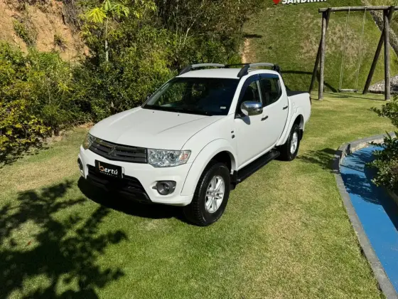 MITSUBISHI L200 TRITON 3.2 HPE 4X4 CD 16V TURBO INTERCOOLER DIESEL 4P AUTOMÁTICO MITSUBISHI L200 TRITON 3.2 HPE 4X4 CD 16V TURBO INTERCOOLER DIESEL 4P AUTOMÁTICO