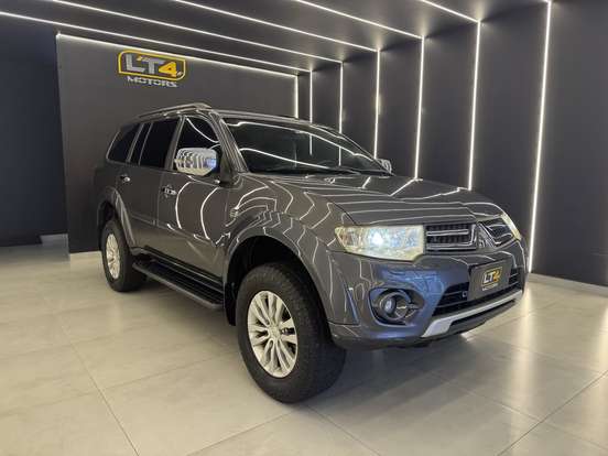 MITSUBISHI-PAJERO DAKAR-2015