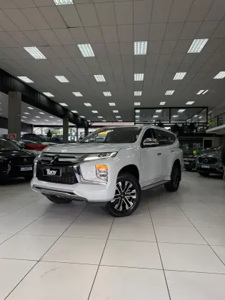 MITSUBISHI PAJERO SPORT 2.4 16V MIVEC TURBO DIESEL HPE AWD AUTOMÁTICO