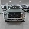 MITSUBISHI TRITON 2.4 BITURBO DIESEL CD HPE-S 4X4 AUTOMÁTICO MITSUBISHI TRITON 2.4 BITURBO DIESEL CD HPE-S 4X4 AUTOMÁTICO