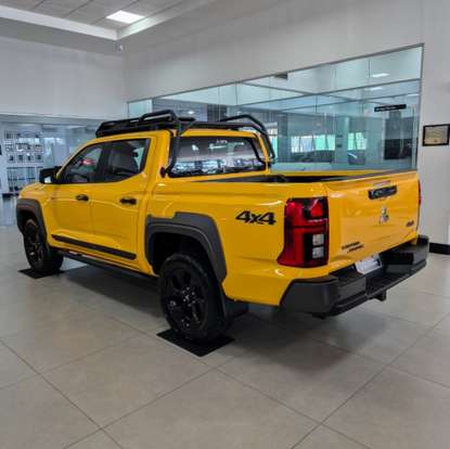 MITSUBISHI-TRITON-2.4 BITURBO DIESEL CD SAVANA 4X4 AUTOMÁTICO MITSUBISHI-TRITON-2026
