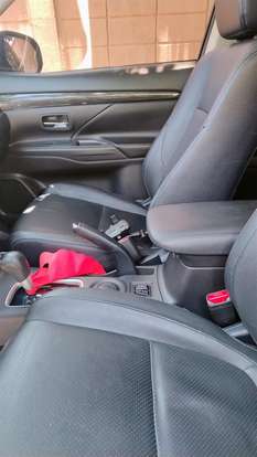 MITSUBISHI-OUTLANDER-2015