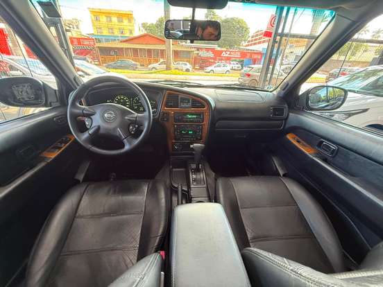 NISSAN-PATHFINDER-2005