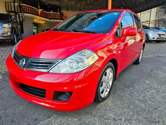 NISSAN TIIDA 1.8 S 16V FLEX 4P MANUAL NISSAN TIIDA 1.8 S 16V FLEX 4P MANUAL