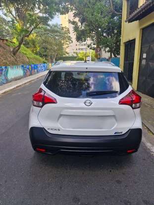 NISSAN-KICKS-2018