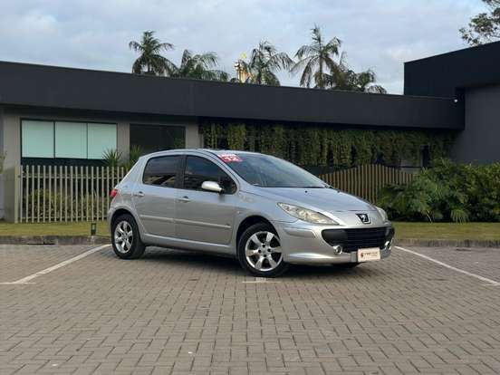 PEUGEOT-307-2.0 FELINE 16V FLEX 4P AUTOMÁTICO PEUGEOT-307-2011