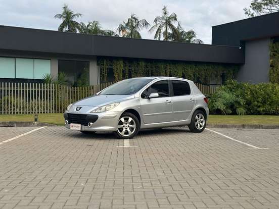 PEUGEOT-307-2.0 FELINE 16V FLEX 4P AUTOMÁTICO PEUGEOT-307-2011