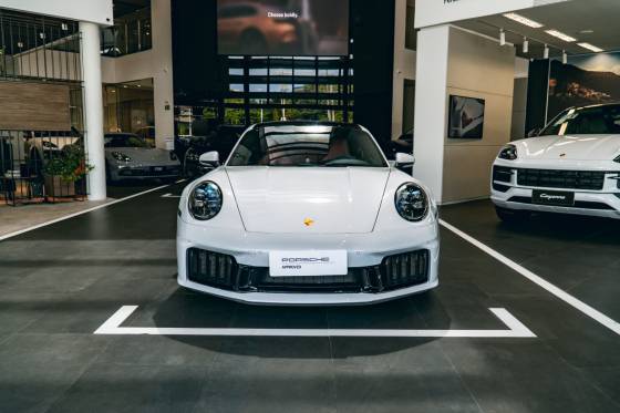 PORSCHE 911 2026 3.6 24V H6 T-HYBRID CARRERA GTS PDK