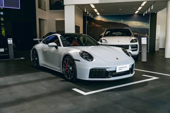 /en/city-belo-horizonte/cate-car-used-car/porsche-911-2026-3-6-24v-h6-t-hybrid-carrera-gts-pdk-48492435456721920/-3