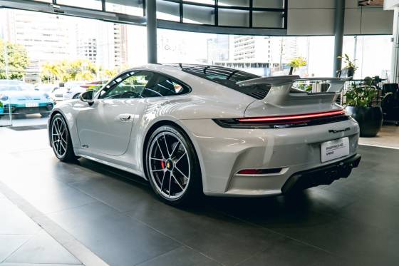 /en/city-belo-horizonte/cate-car-used-car/porsche-911-2026-3-6-24v-h6-t-hybrid-carrera-gts-pdk-48492435456721920/-6