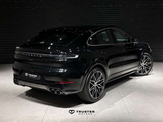 PORSCHE-CAYENNE-4.0 V8 E-HYBRID TURBO COUPÉ AWD TIPTRONIC S PORSCHE-CAYENNE-2025