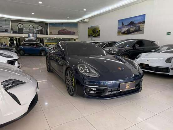 PORSCHE-PANAMERA-2023