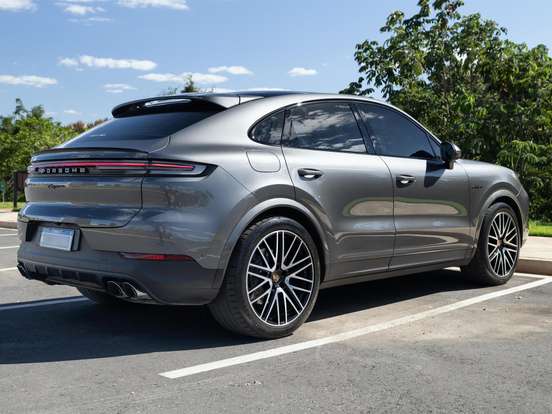 PORSCHE-CAYENNE-3.0 V6 E-HYBRID COUPÉ AWD TIPTRONIC S PORSCHE-CAYENNE-2025