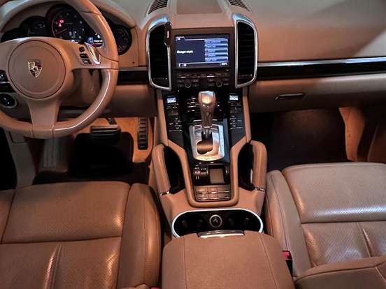 PORSCHE-CAYENNE-3.6 4X4 V6 24V GASOLINA 4P TIPTRONIC PORSCHE-CAYENNE-2011