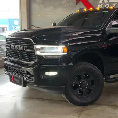 RAM-3500-6.7 I6 TURBO DIESEL LARAMIE NIGHT EDITION CD 4X4 AUTOMÁTICO RAM-3500-2023