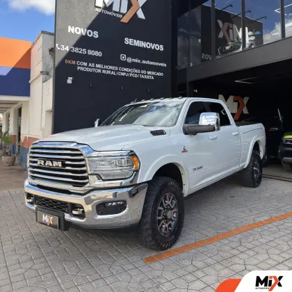 RAM 3500 6.7 I6 TURBO DIESEL LIMITED LONGHORN CD 4X4 AUTOMÁTICO RAM 3500 6.7 I6 TURBO DIESEL LIMITED LONGHORN CD 4X4 AUTOMÁTICO