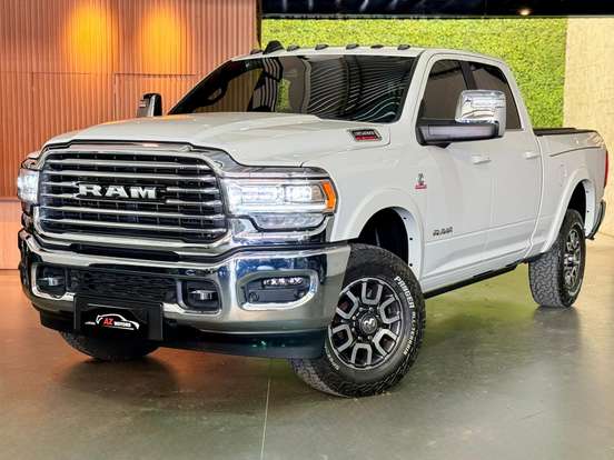 RAM-3500-6.7 I6 TURBO DIESEL LIMITED LONGHORN CD 4X4 AUTOMÁTICO RAM-3500-2024