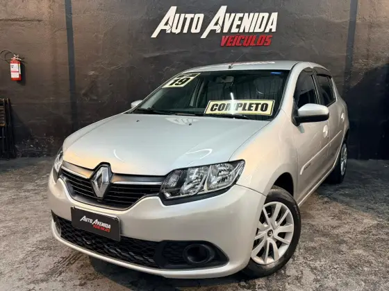 RENAULT SANDERO 1.6 16V SCE FLEX EXPRESSION MANUAL RENAULT SANDERO 1.6 16V SCE FLEX EXPRESSION MANUAL