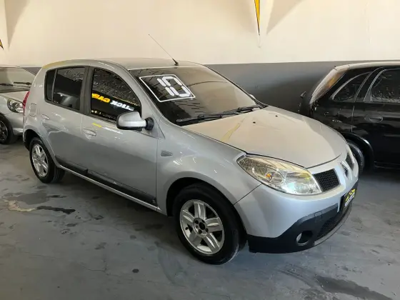 RENAULT SANDERO 1.6 PRIVILÉGE 16V FLEX 4P MANUAL
