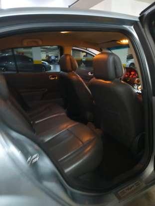 RENAULT-MEGANE-2007