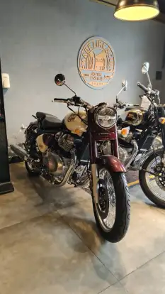ROYAL ENFIELD-CLASSIC 650 BLACK CHROME-2026