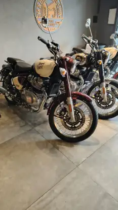 ROYAL ENFIELD-CLASSIC 650 BLACK CHROME-2026