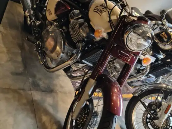 ROYAL ENFIELD-CLASSIC 650 BLACK CHROME ROYAL ENFIELD-CLASSIC 650 BLACK CHROME-2026