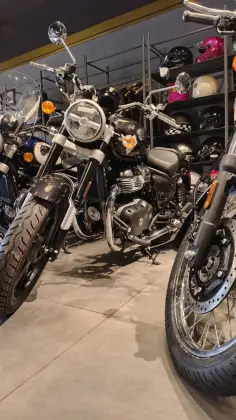 ROYAL ENFIELD METEOR 650 ASTRAL ROYAL ENFIELD METEOR 650 ASTRAL