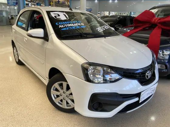 TOYOTA ETIOS 1.5 X PLUS 16V FLEX 4P AUTOMÁTICO TOYOTA ETIOS 1.5 X PLUS 16V FLEX 4P AUTOMÁTICO