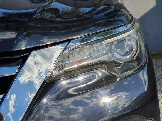 TOYOTA-HILUX SW4-2.7 SRV 7 LUGARES 4X2 16V FLEX 4P AUTOMÁTICO TOYOTA-HILUX SW4-2017